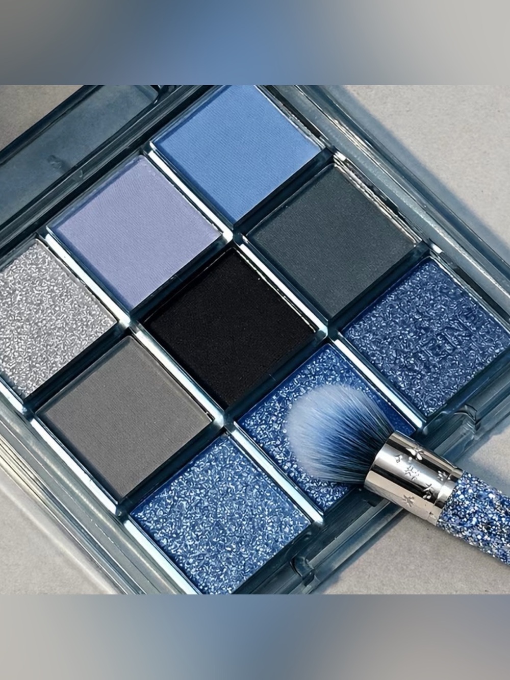 Ulta Beauty Blue & Gray Eyeshadow Palette